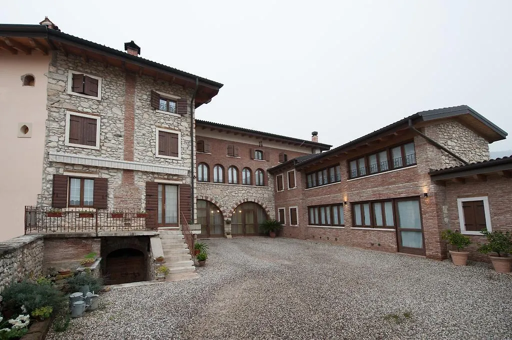 Agriturismo Corte Galvani 네그라르