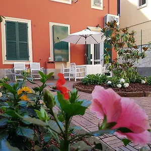 https://villetta-volta.hotelitalianriviera.com